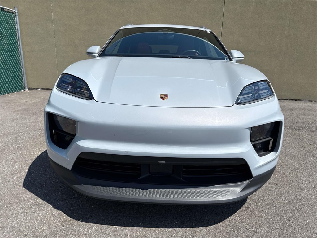 2024 Porsche Macan Electric 4 photo 6