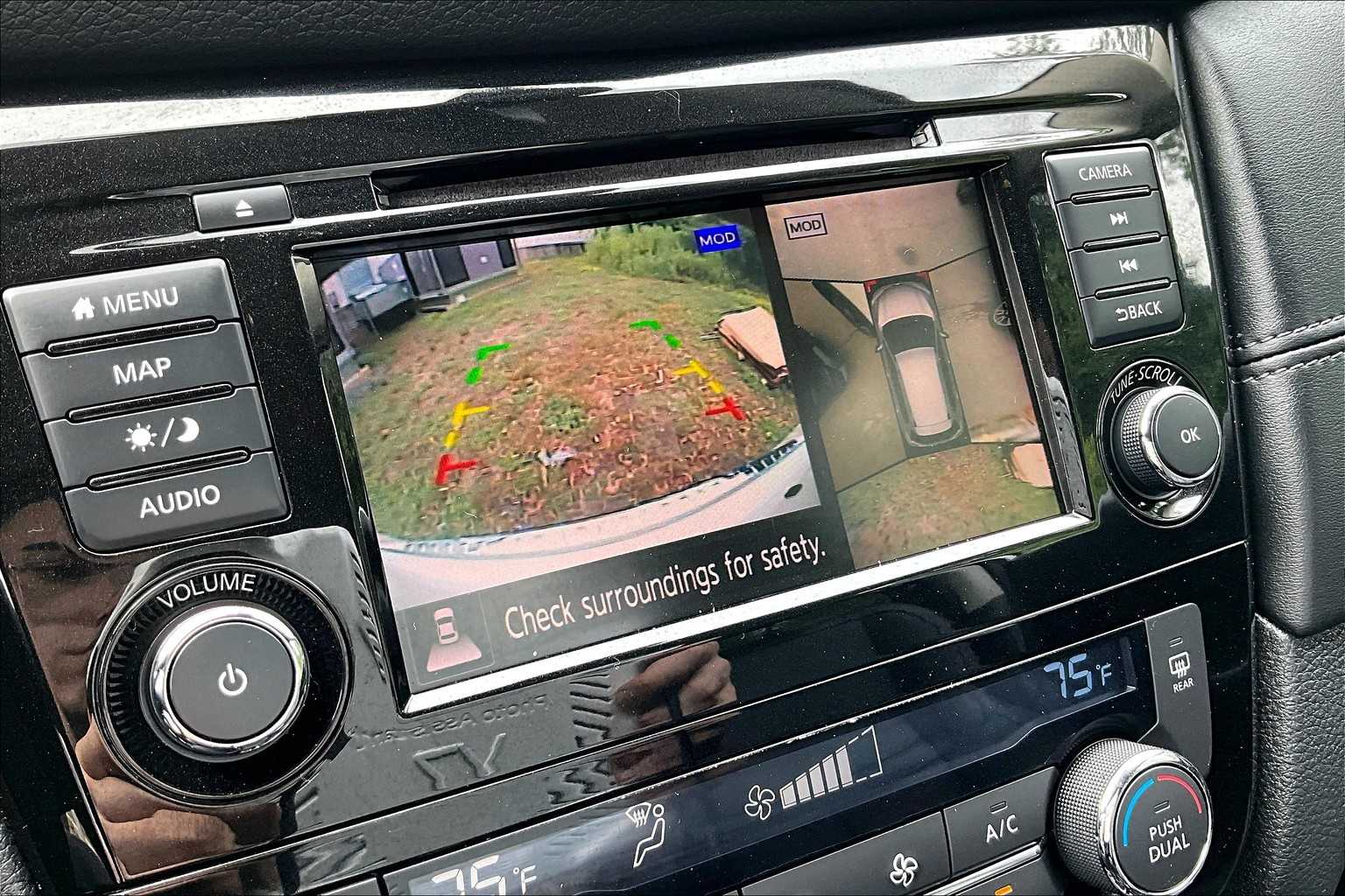 2019 Nissan Rogue SL photo 26
