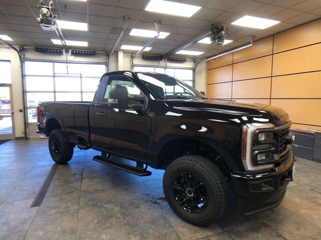 2026 Ford F-250 Super Duty XL's photo