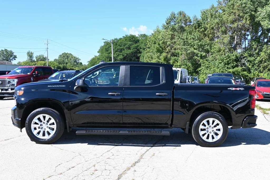 2021 Chevrolet Silverado 1500 Custom photo 3