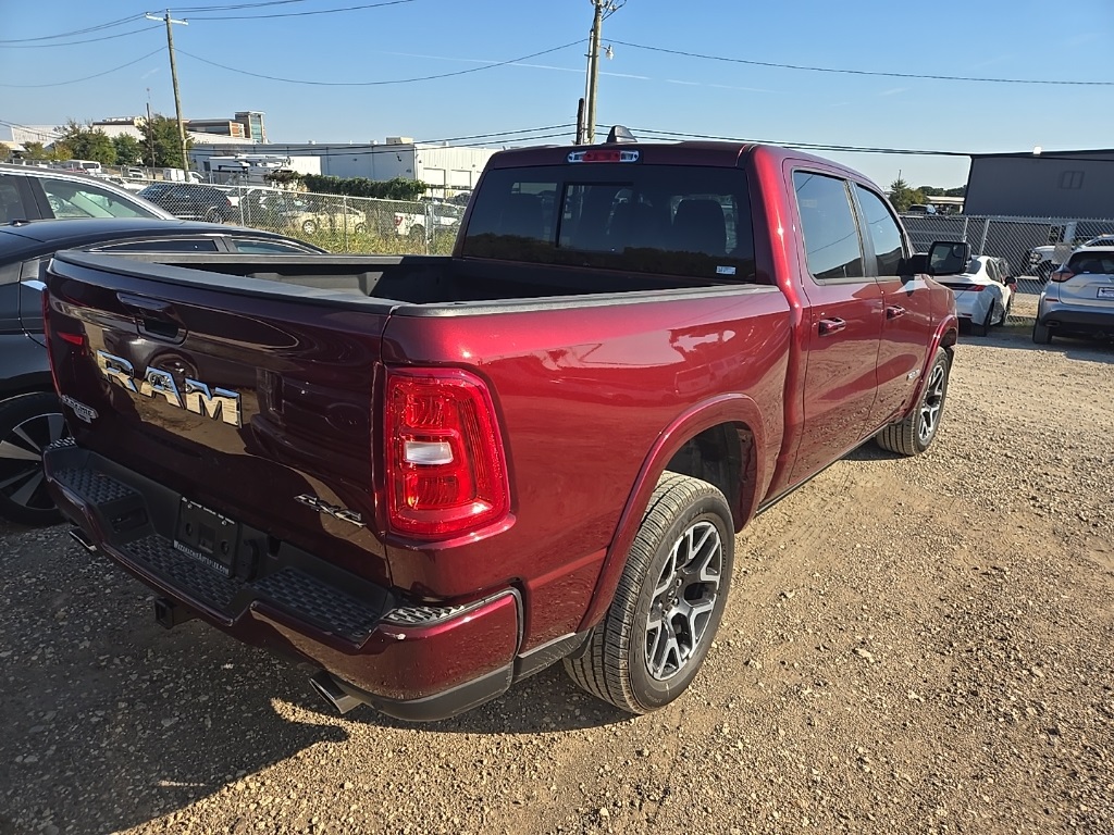 2025 Ram 1500 Laramie photo 3