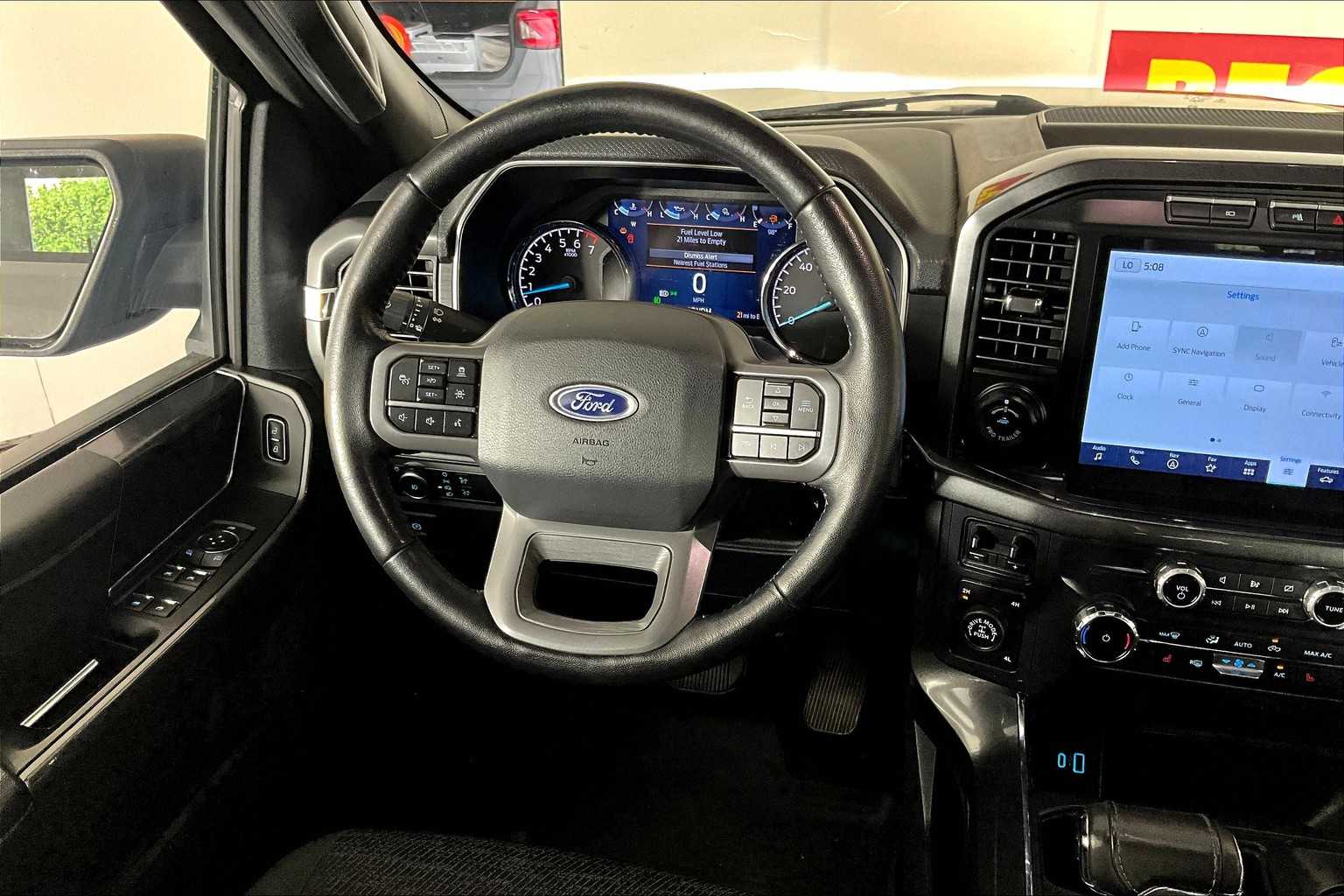 2022 Ford F-150 XLT photo 3