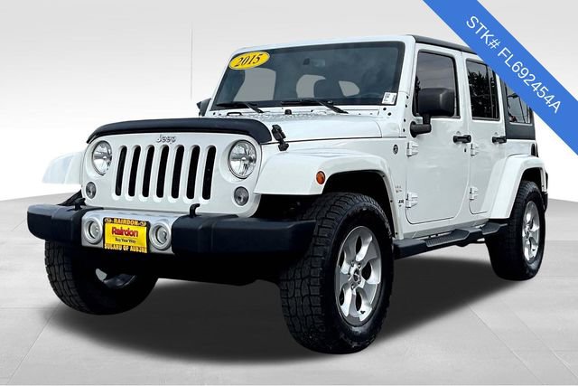 2015 Jeep Wrangler Unlimited Sahara photo 2