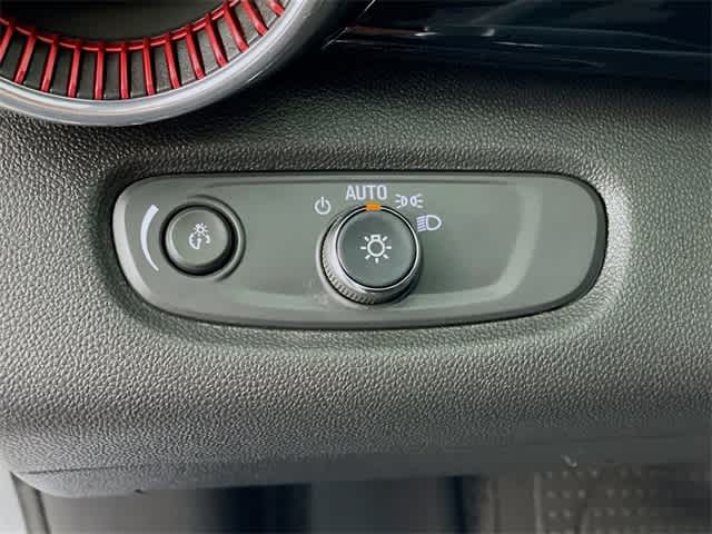 2024 Chevrolet Trax photo 11