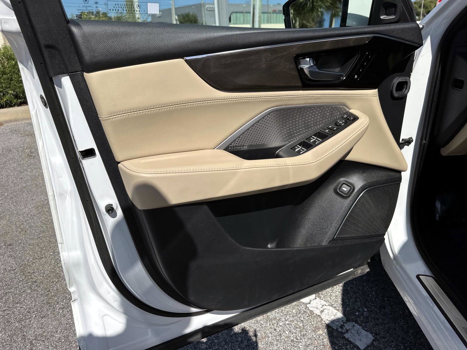 2023 Acura MDX SH-AWD Advance photo 16