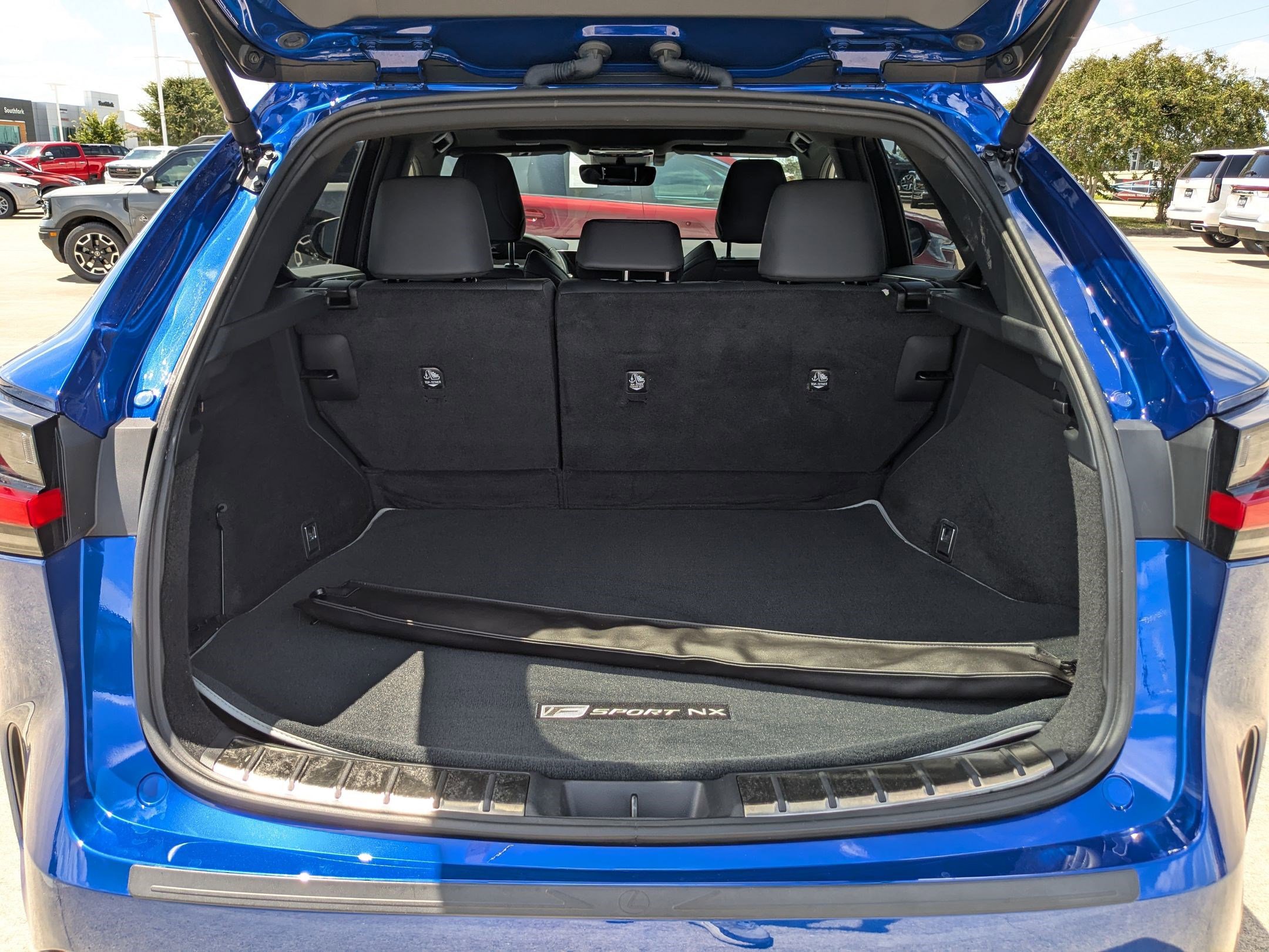 2024 Lexus NX 350 F SPORT Handling photo 25