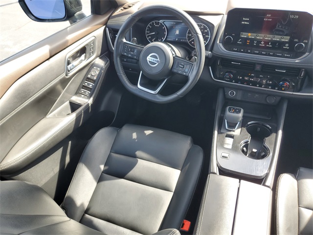 2021 Nissan Rogue SL photo 16