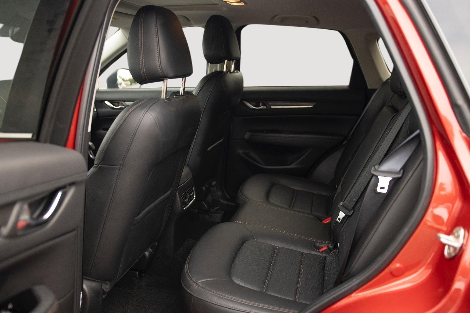 2022 Mazda CX-5 2.5 S Premium photo 11