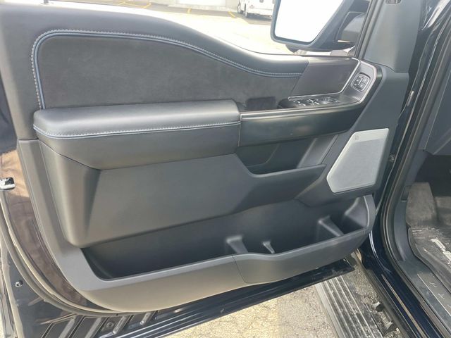 2024 Ford F-150 Platinum photo 15