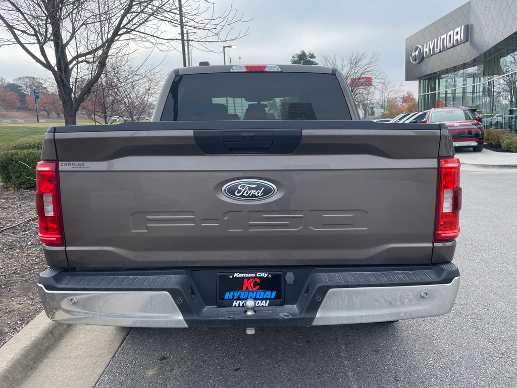 2023 Ford F-150 XLT photo 3
