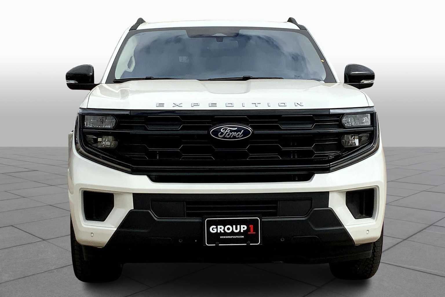 2025 Ford Expedition MAX EL photo 3