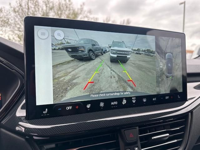 2025 Ford Escape ST-Line Select photo 33