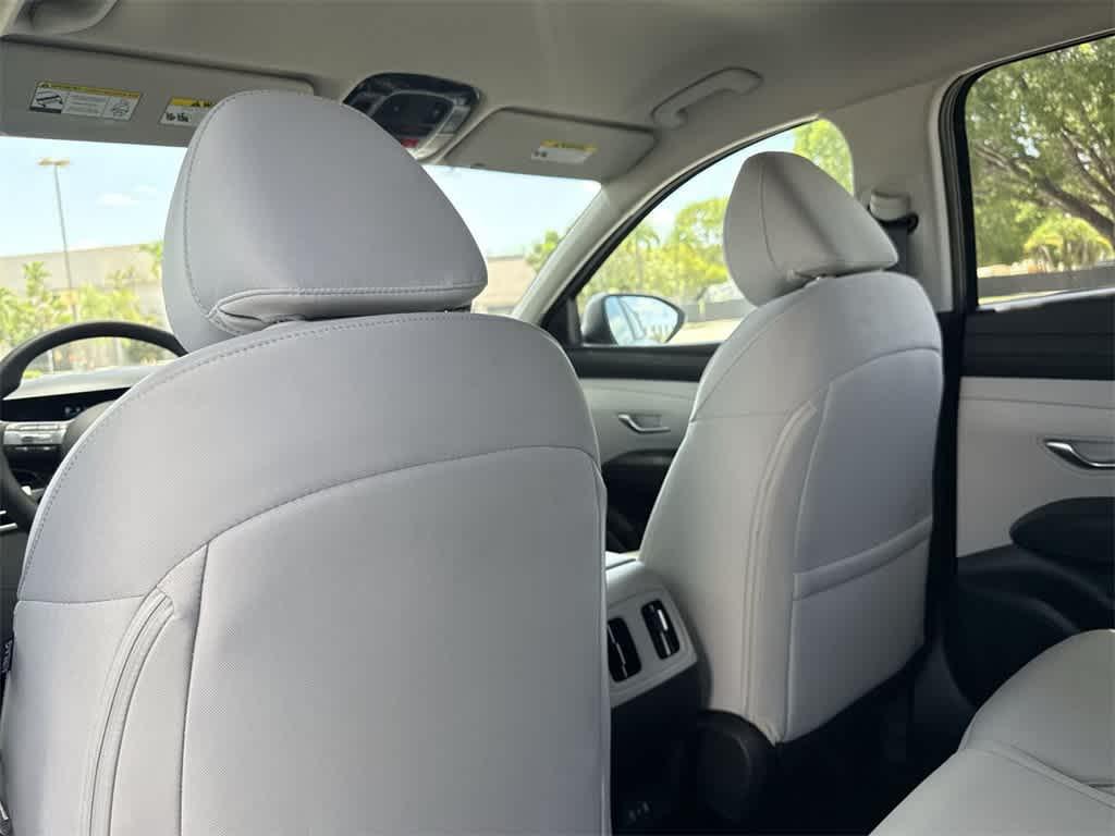 2025 Hyundai Tucson SEL photo 21