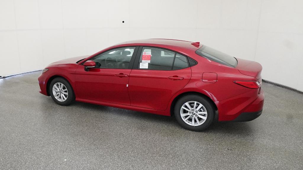2026 Toyota Camry LE photo 11