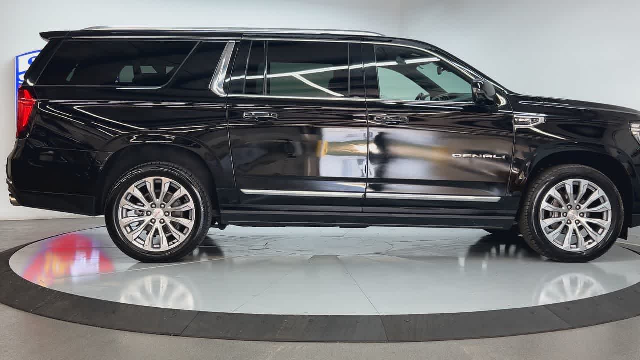 2023 Gmc Yukon XL Denali photo 4
