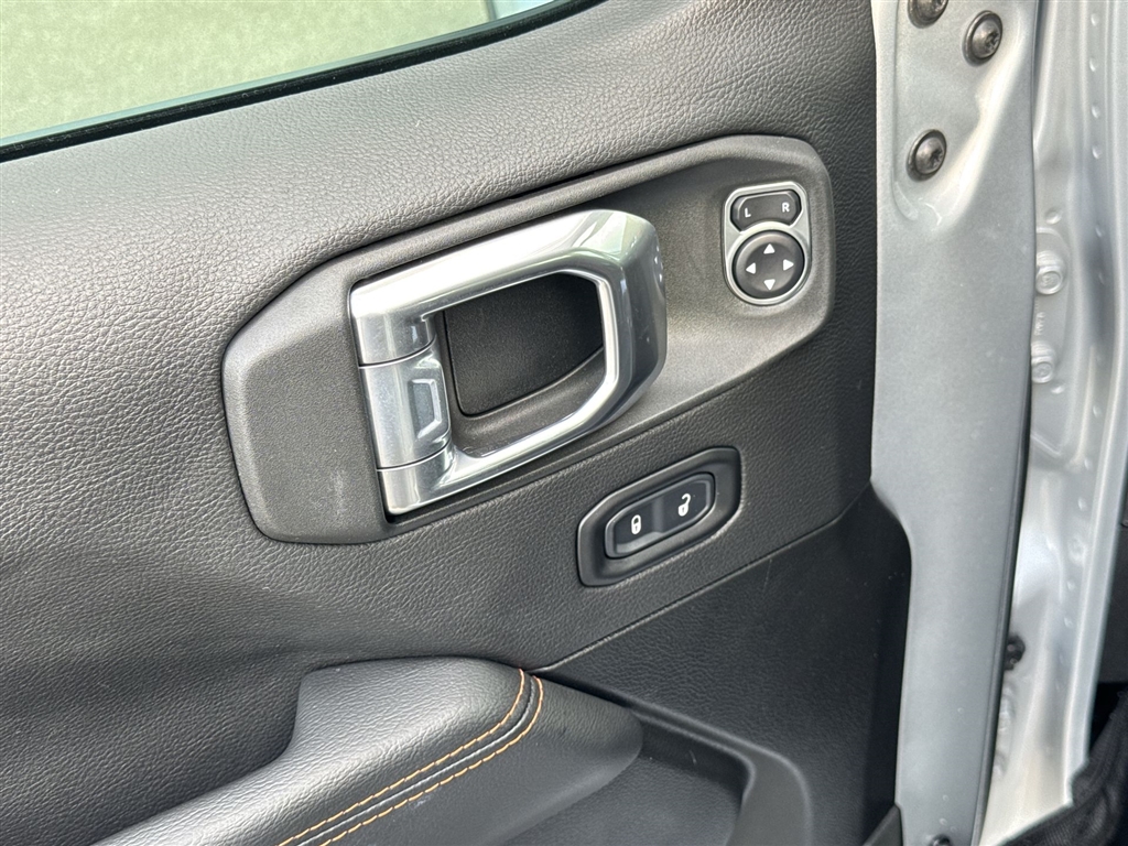2022 Jeep Gladiator Mojave photo 24