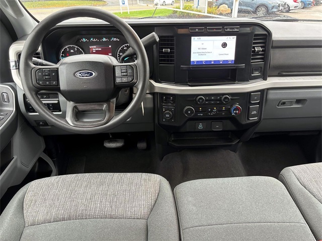 2024 Ford F-250 XLT photo 13
