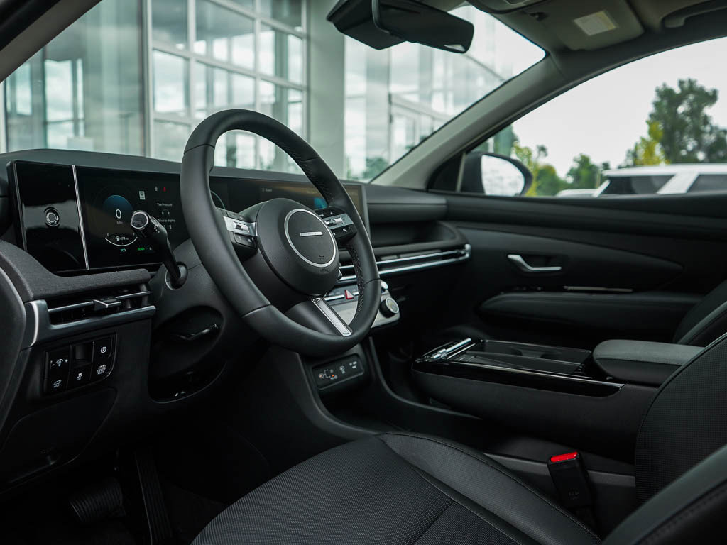 2025 Hyundai Tucson Hybrid Limited photo 17