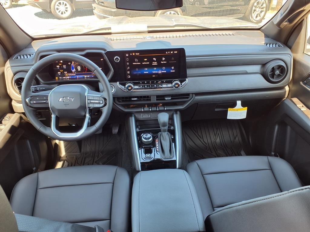2026 Chevrolet Colorado Trail Boss photo 14