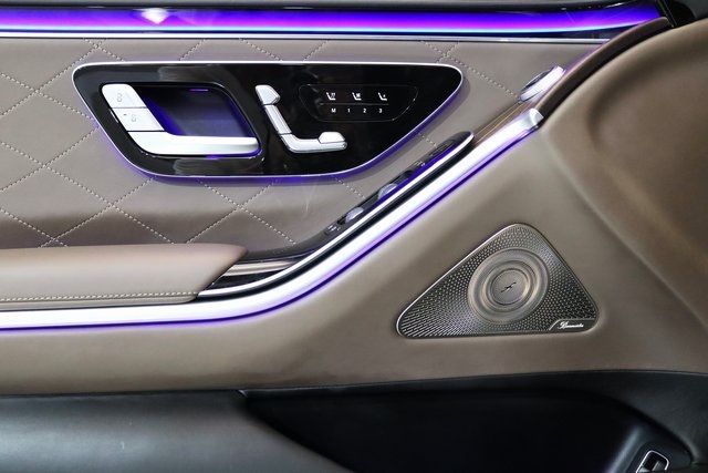 2023 Mercedes Benz S 580 4MATIC photo 3