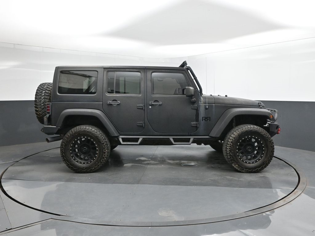 2015 Jeep Wrangler Unlimited Sport photo 23