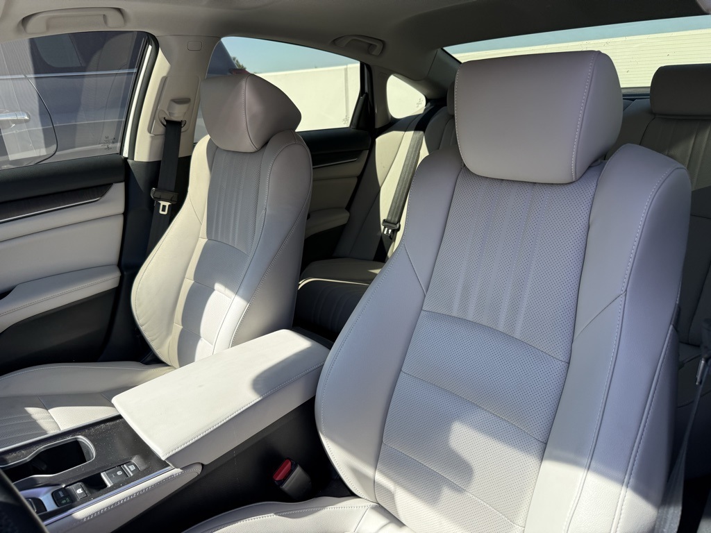 2022 Honda Accord Hybrid EX-L photo 4