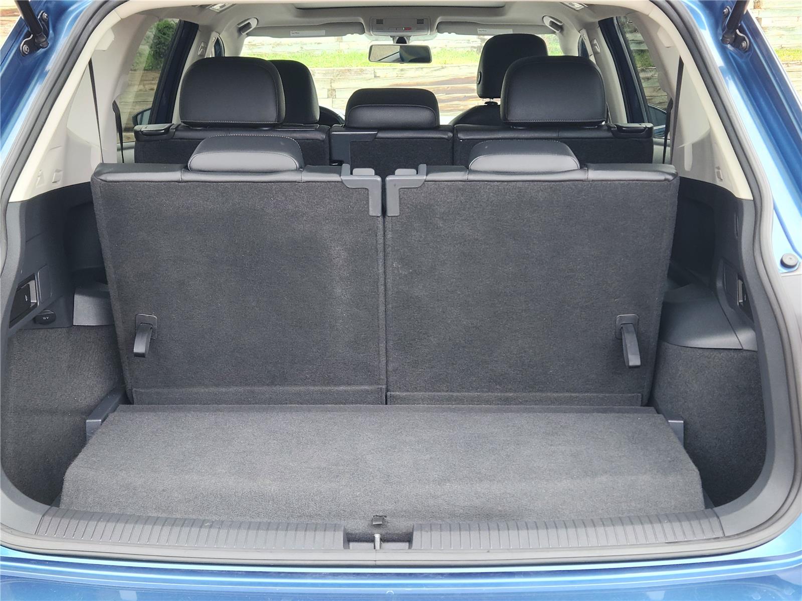 2020 Volkswagen Tiguan SE photo 13