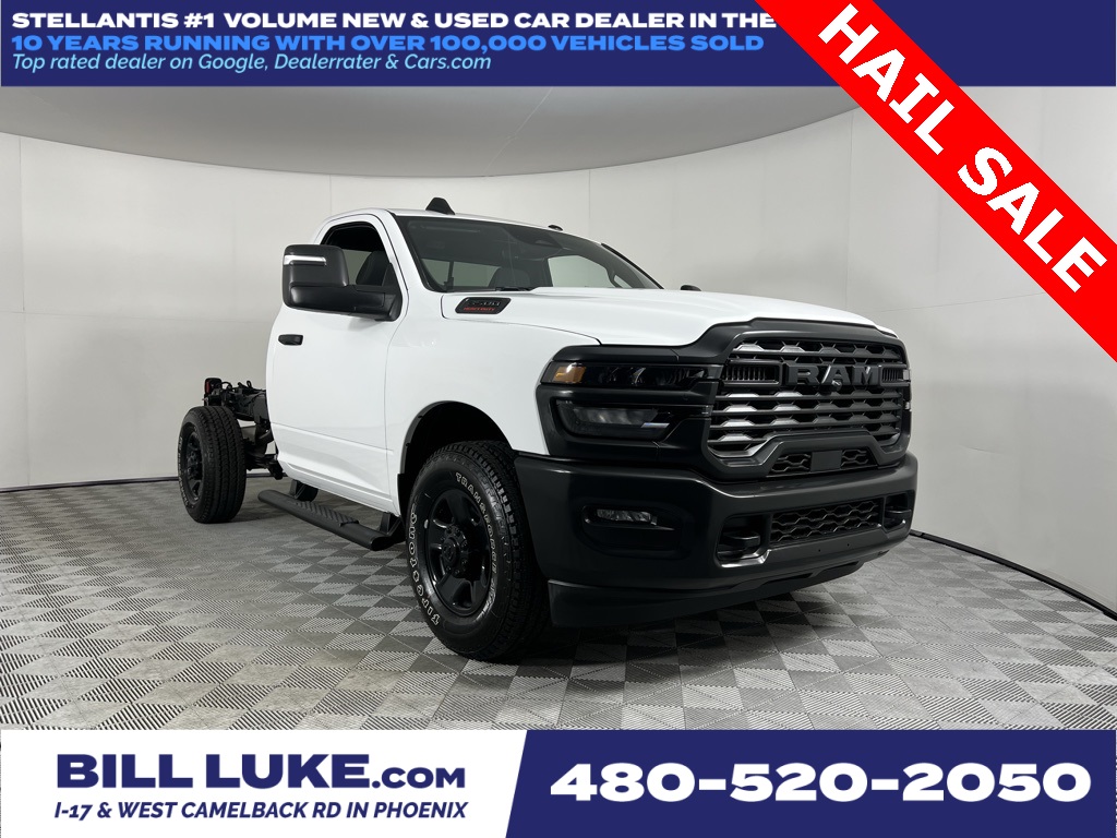 PRE-OWNED 2025 RAM 3500 TRADESMAN's photo