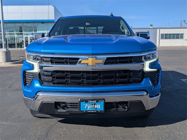 2025 Chevrolet Silverado 1500 LT photo 8