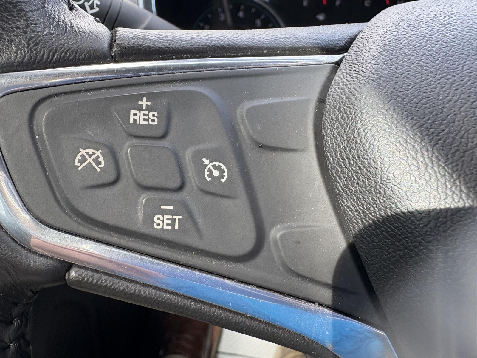 2019 Chevrolet Equinox LT photo 16