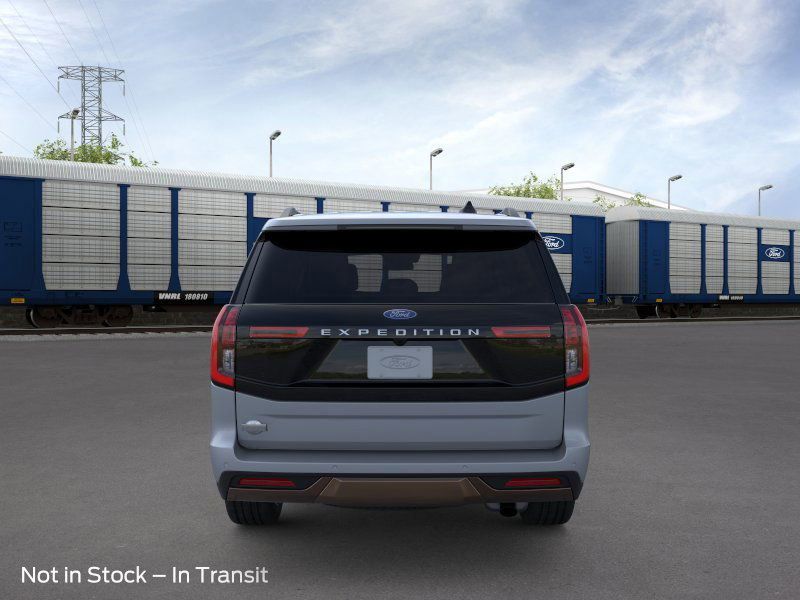 2025 Ford Expedition King Ranch photo 5