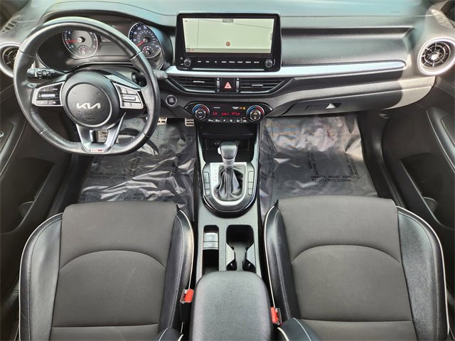 2022 Kia Forte GT-Line photo 18