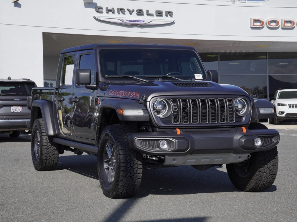 2024 Jeep Gladiator Mojave's photo
