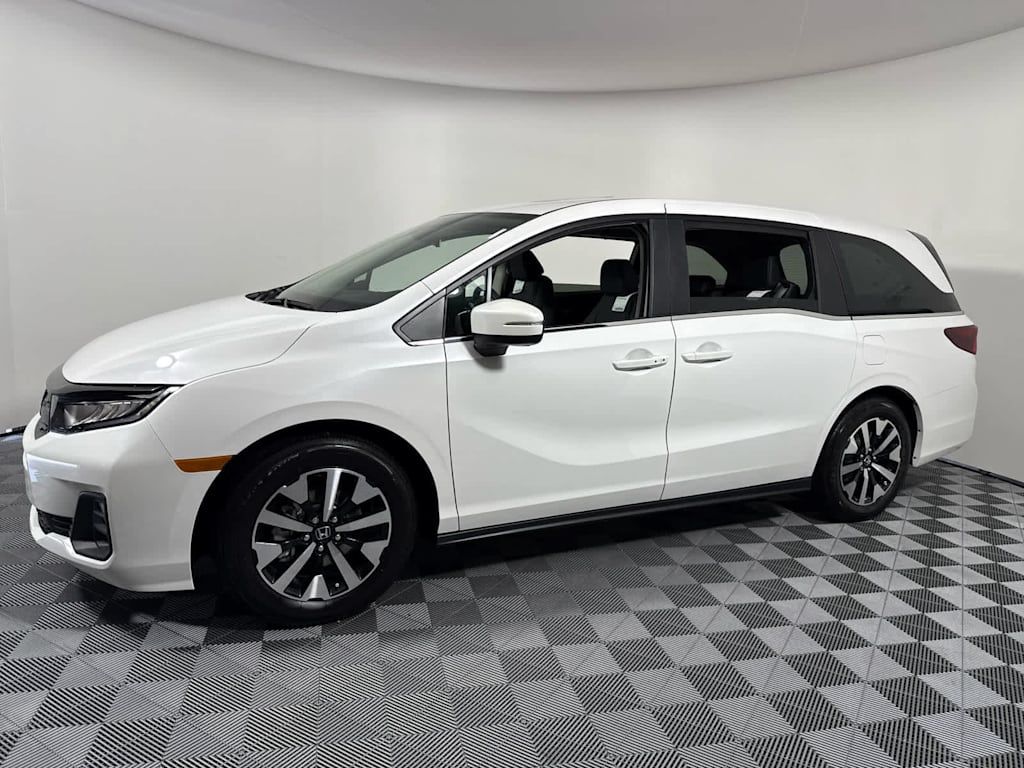 2025 Honda Odyssey EX-L photo 2