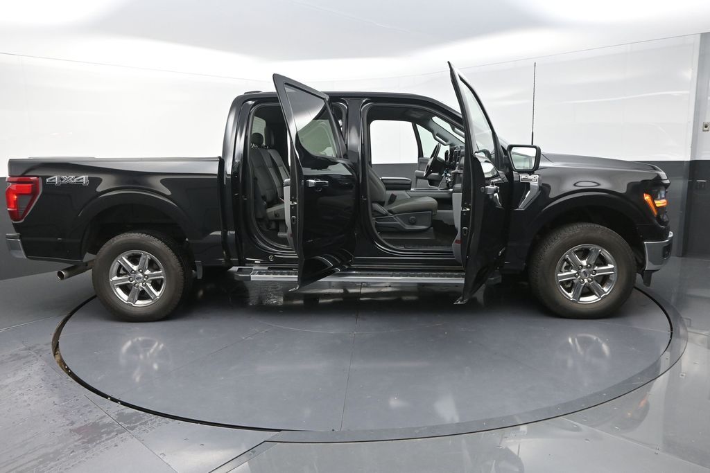 2024 Ford F-150 XLT photo 33