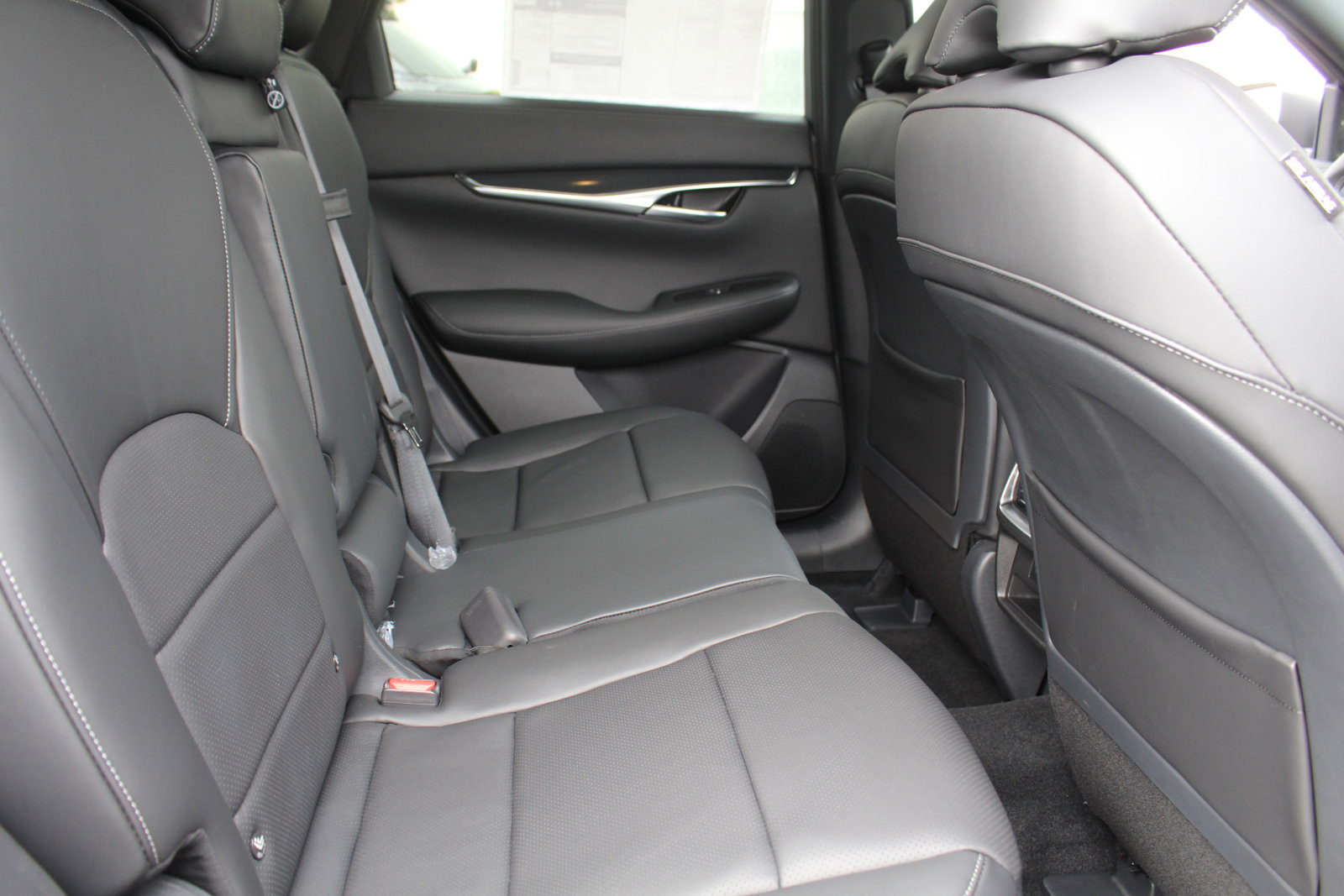 2025 Infiniti QX50 SPORT photo 18