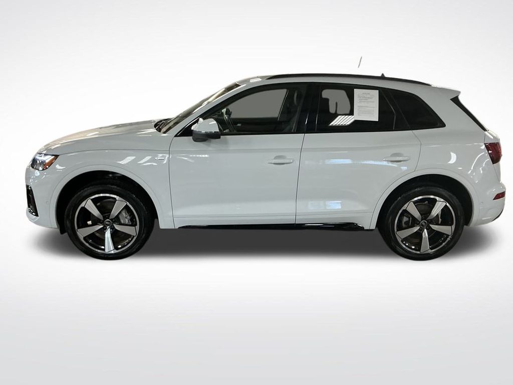 2023 Audi Q5 45 S line Prestige Premium photo 2