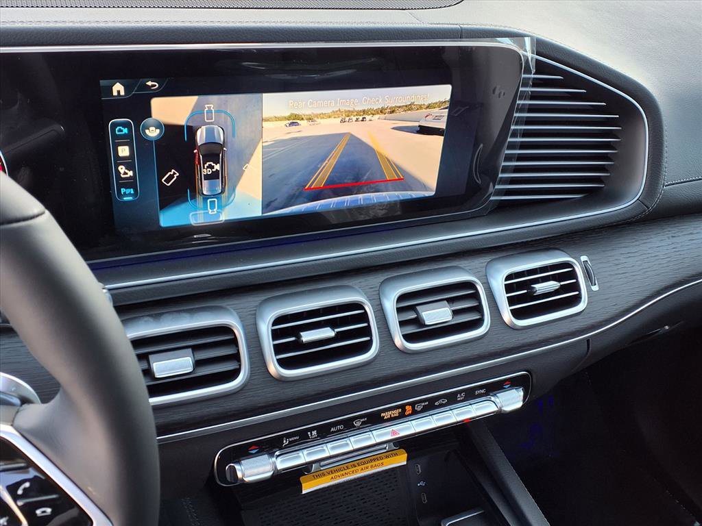 2026 Mercedes Benz GLS 450 4MATIC photo 6