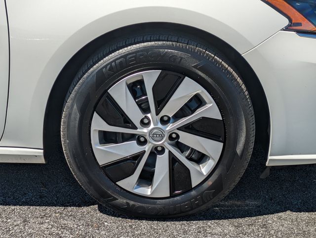 2024 Nissan Altima 2.5 S photo 10