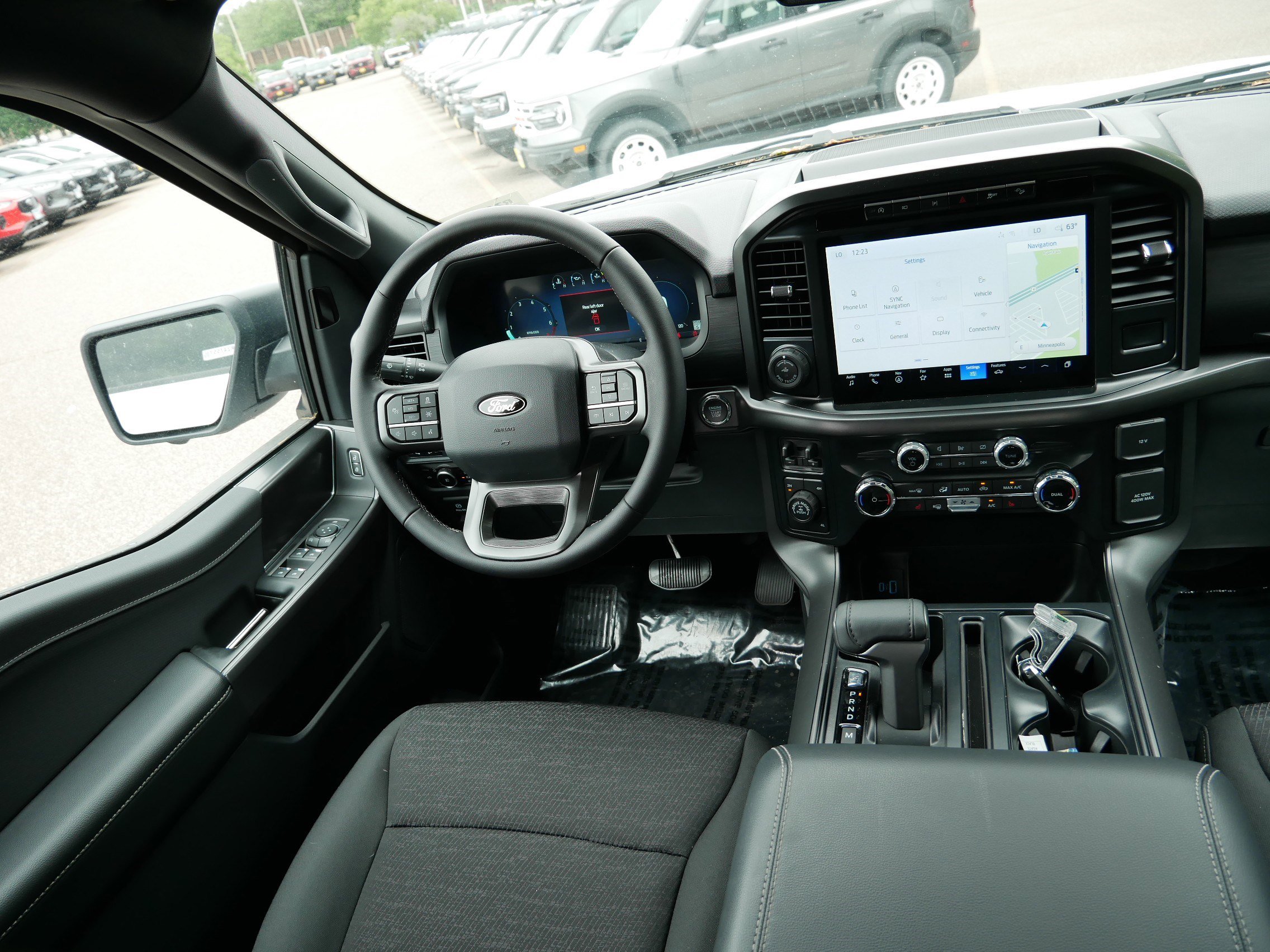 2024 Ford F-150 XLT photo 9
