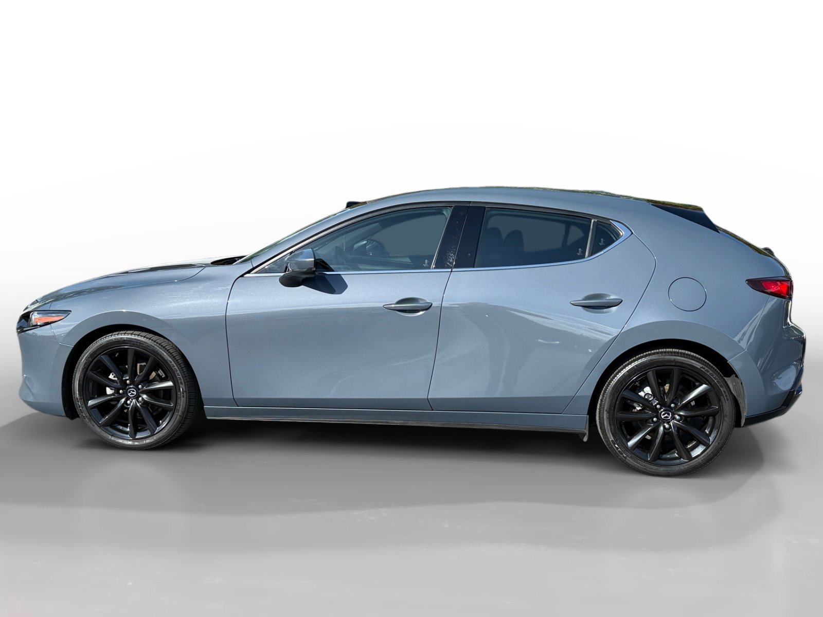 2019 Mazda Mazda3 Premium photo 2
