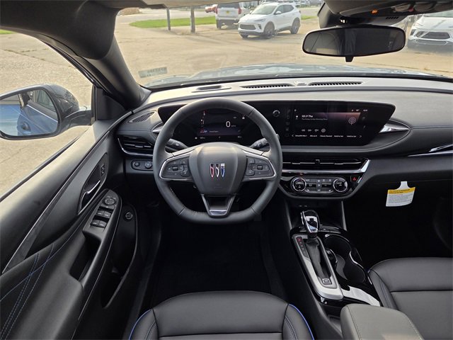 2025 Buick Envista ST photo 31