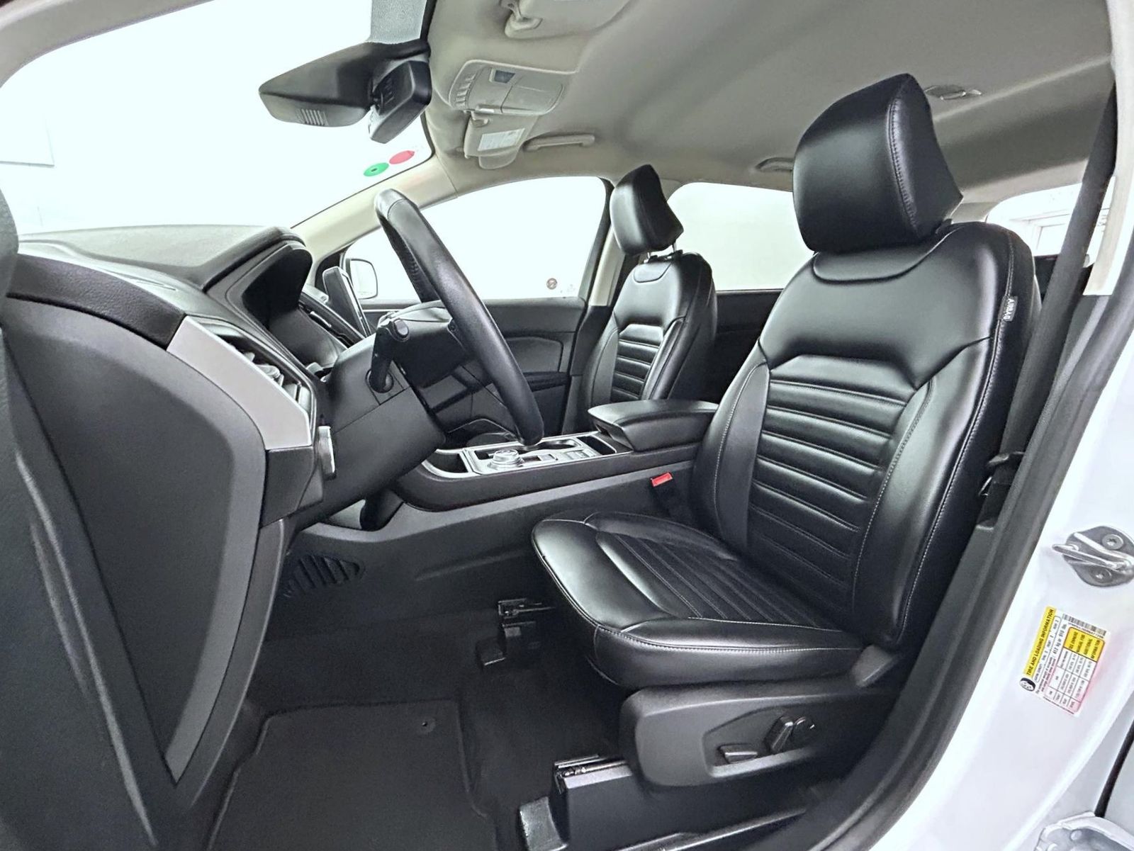 2024 Ford Edge SEL photo 10