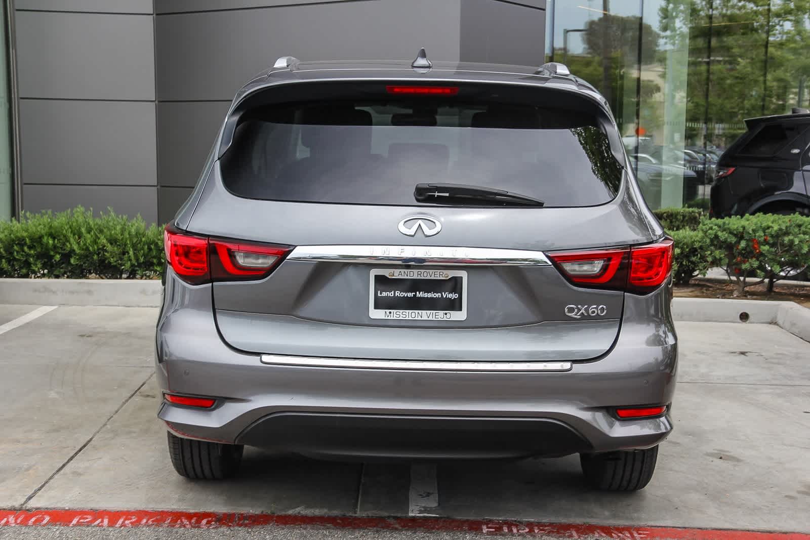 2018 Infiniti QX60 photo 3