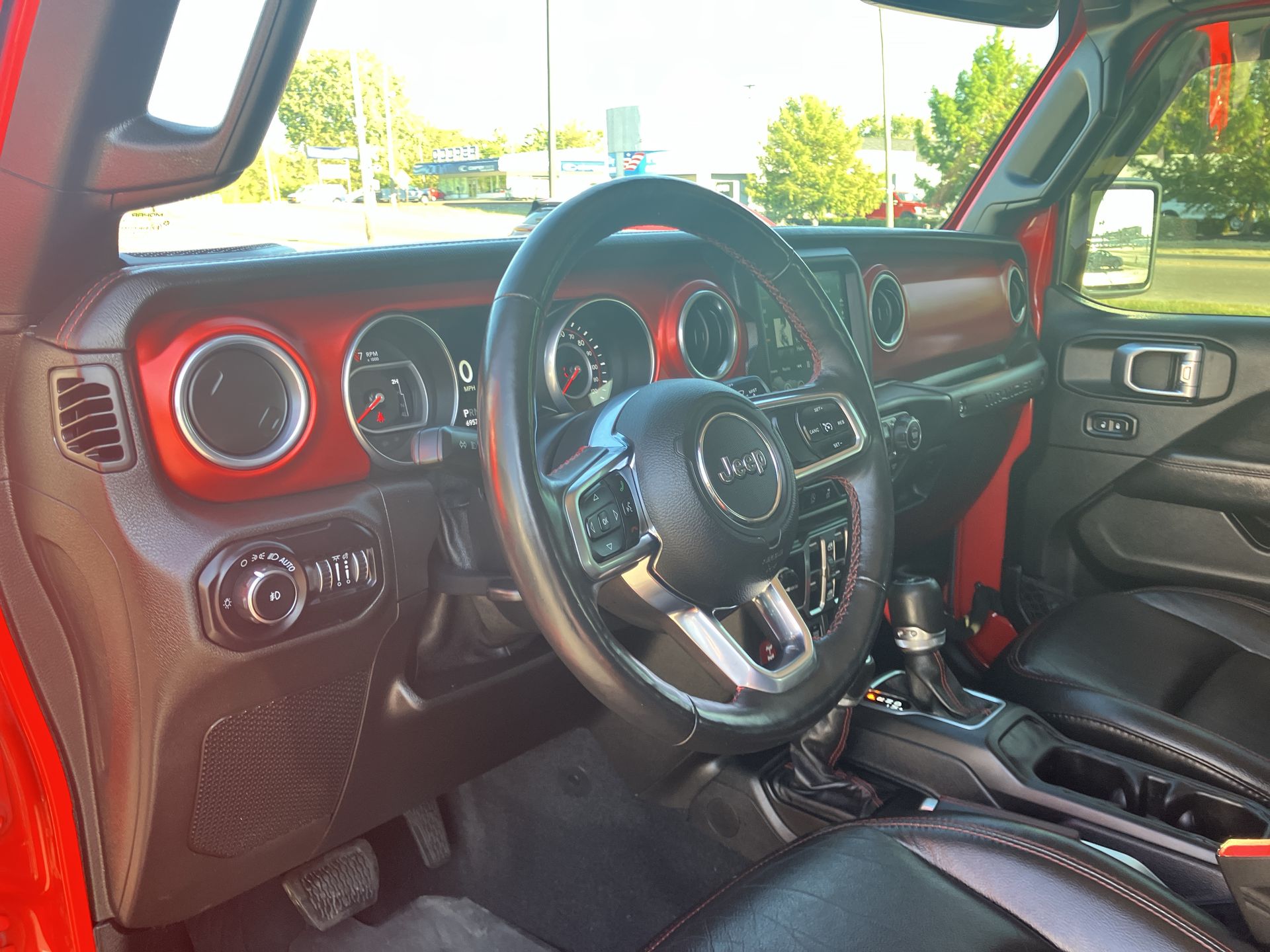2018 Jeep Wrangler Unlimited Rubicon photo 2