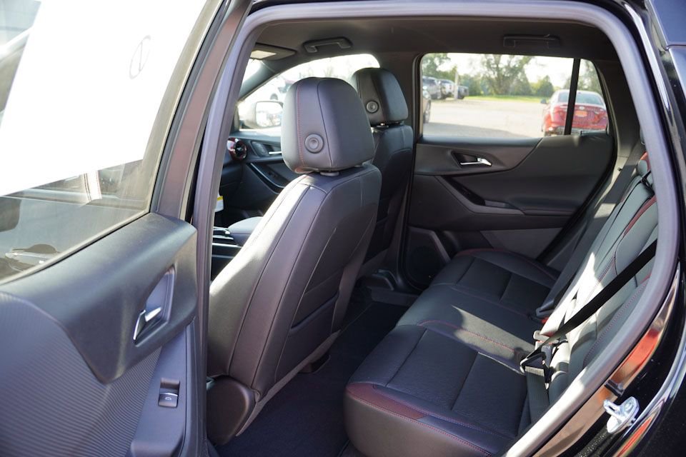 2026 Chevrolet Equinox RS photo 11