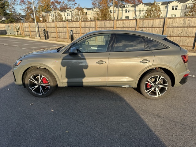 2025 Audi Q5 45 S line Premium Plus photo 4