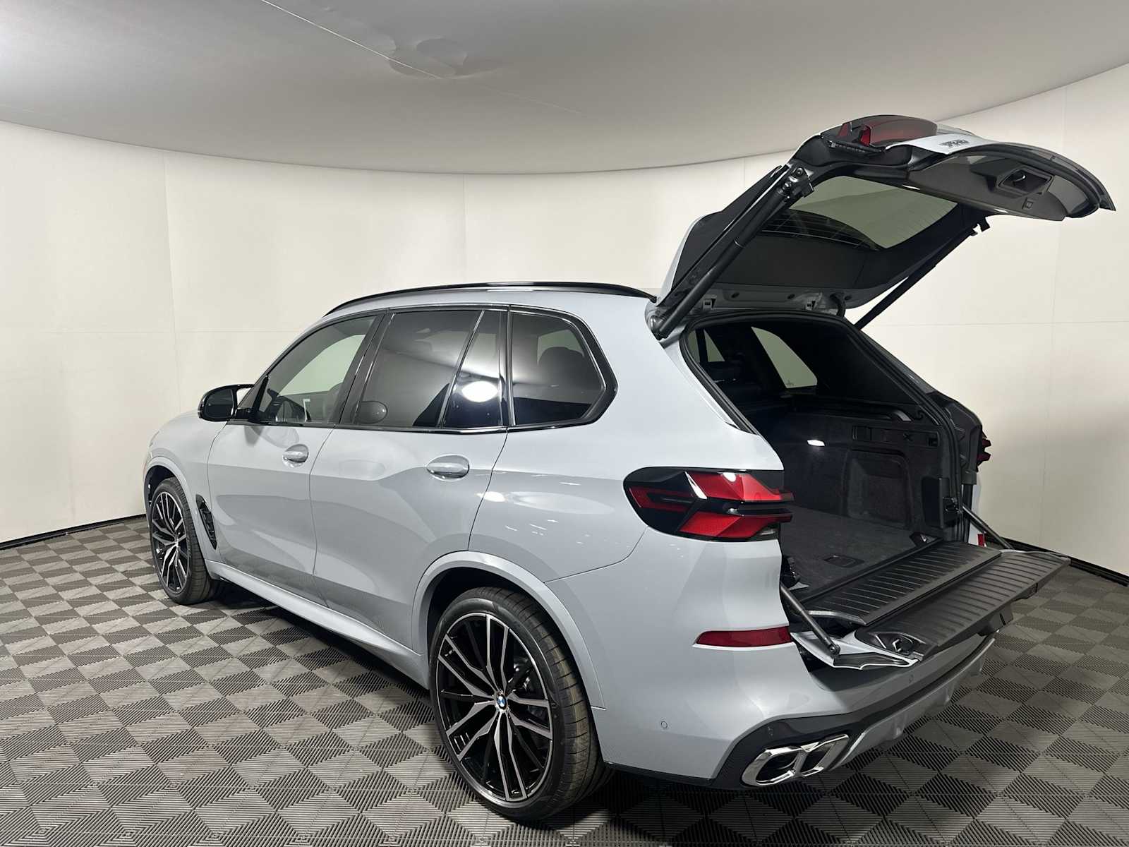 2026 Bmw X5 M60i photo 19