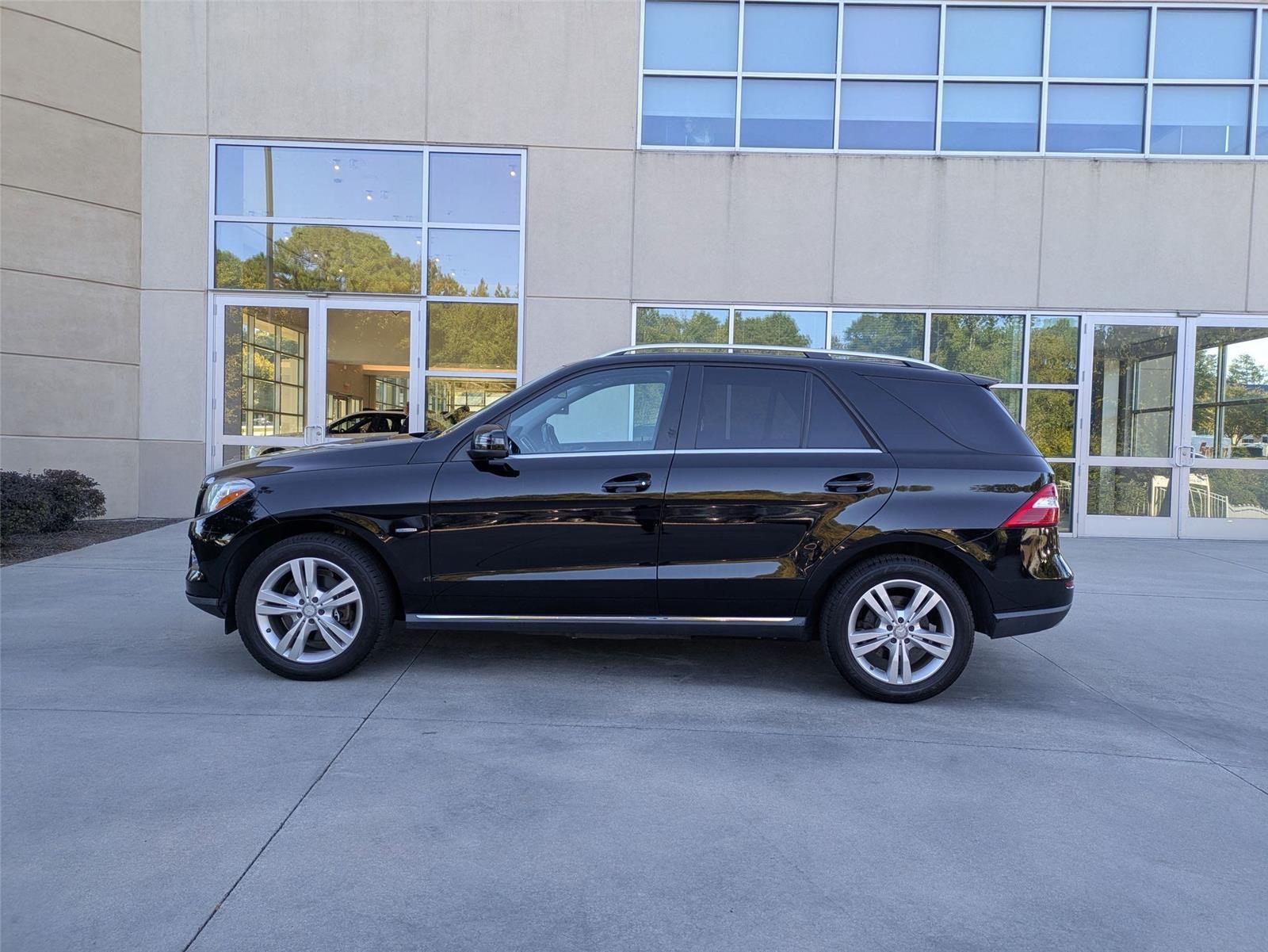 2012 Mercedes Benz ML 350 4MATIC photo 4