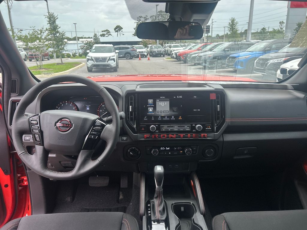 2025 Nissan Frontier PRO-4X photo 23